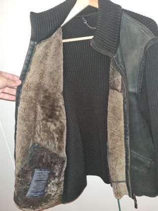 Chaqueta de piel negra y beige