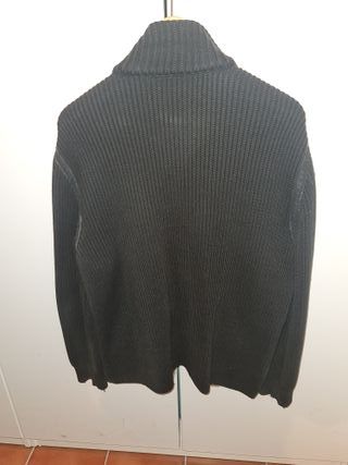 Chaqueta de piel negra y beige