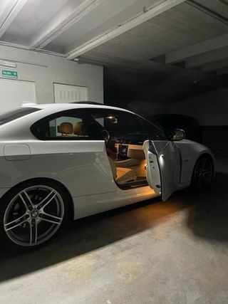 BMW E92 325i