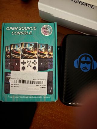 Consola R36 Max 128GB sin estrenar original