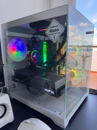 PC GAMING i5-12400F - RX 9060 XT 16GB - 32 RAM 