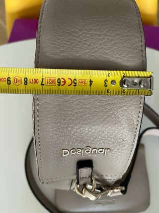 Bolso Desigual redondo con monedero
