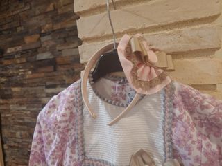 Vestido Miranda floral rosa talla 8 años