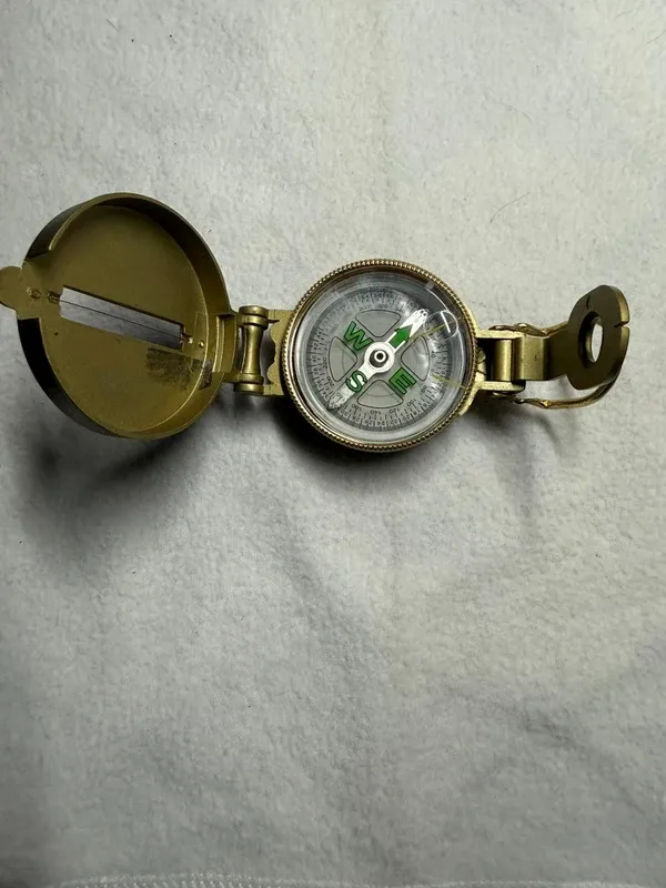 Bussola direzionale per ingegneri/cartografi