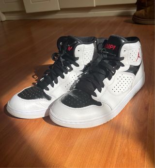 Tenis Jordan Access Blancos y Negros