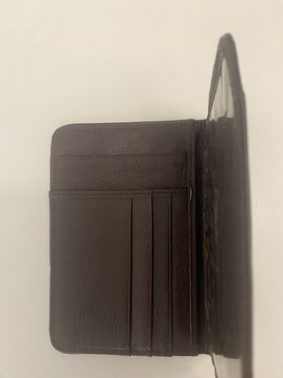 Cartera de piel nueva