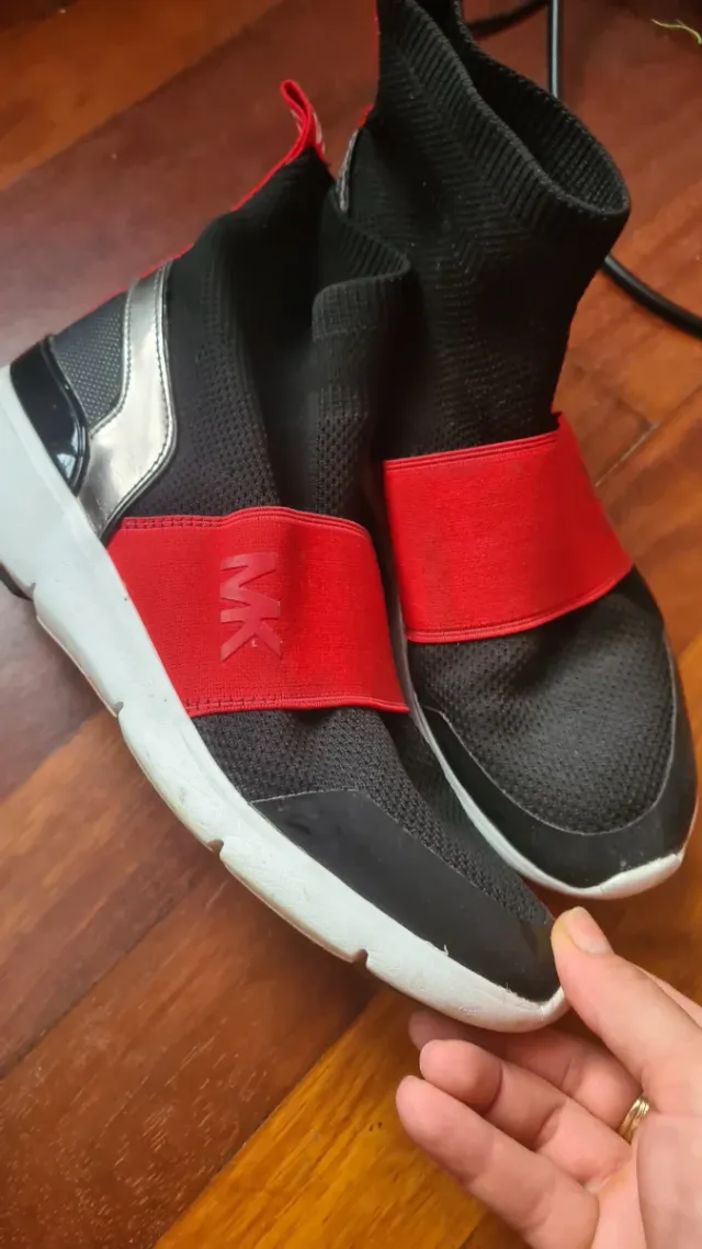 Botines Michael Kors Talla 41 Negros y Rojos