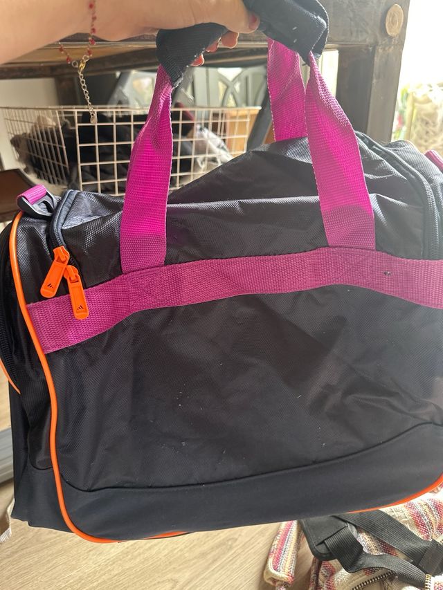 Saco desportivo Adidas preto e laranja