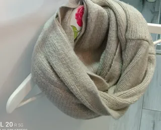 Bufanda beige