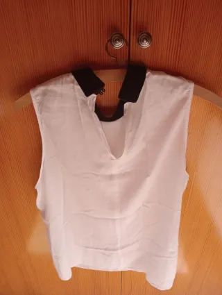 Blusa sin mangas con cuello Peter Pan