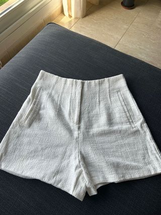 Pantalón corto tweed blanco ZARA