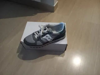 Zapatilla Saucony Shadow Gris Talla 45