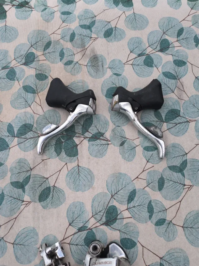 Manetas Shimano Dura Ace 7700 9v