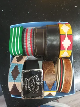 Set di 9 cinture assortite