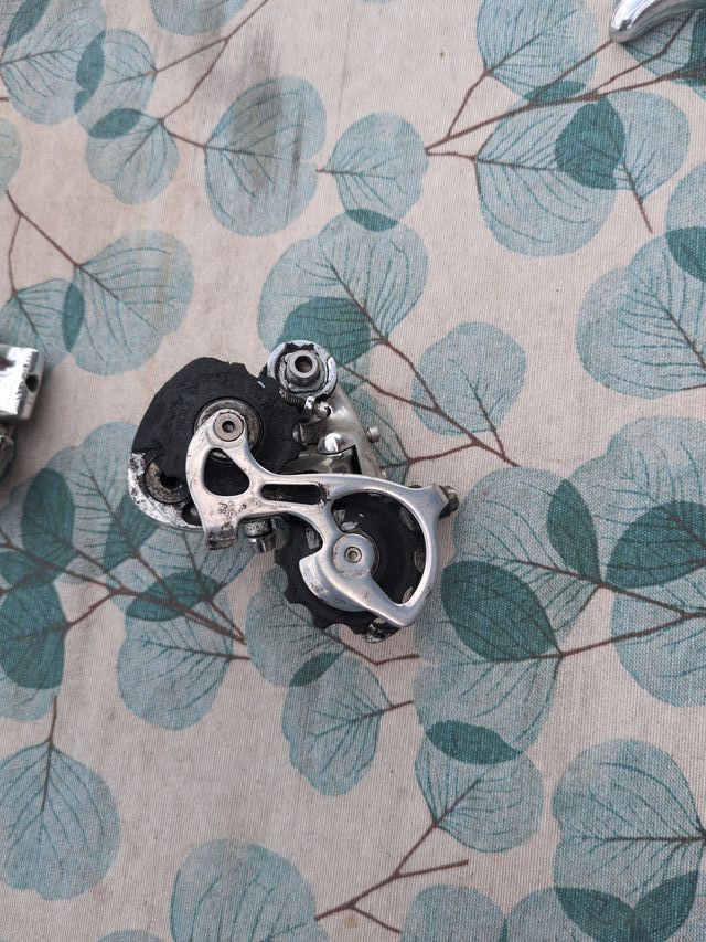 Cambio y desviador Shimano Dura Ace 7700 9v