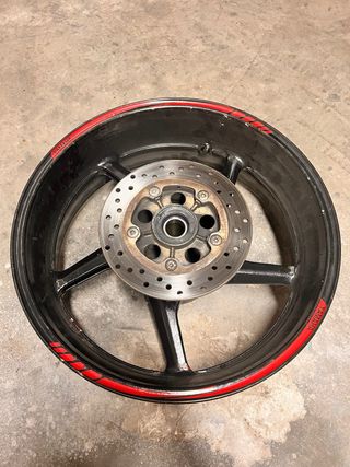 Llanta Trasera Yamaha R1 2006