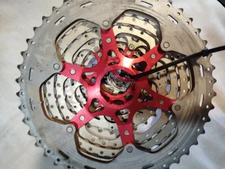 Piñonera Sunrace 11v