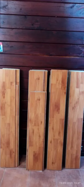 Tarima Flotante Laminada 8.3mm - 60m2