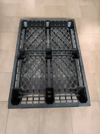 Palet de plástico resistente
