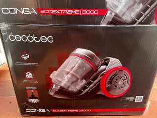 Aspirador con accesorios