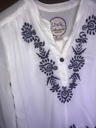 Blusa Almatrichi bordada blanca
