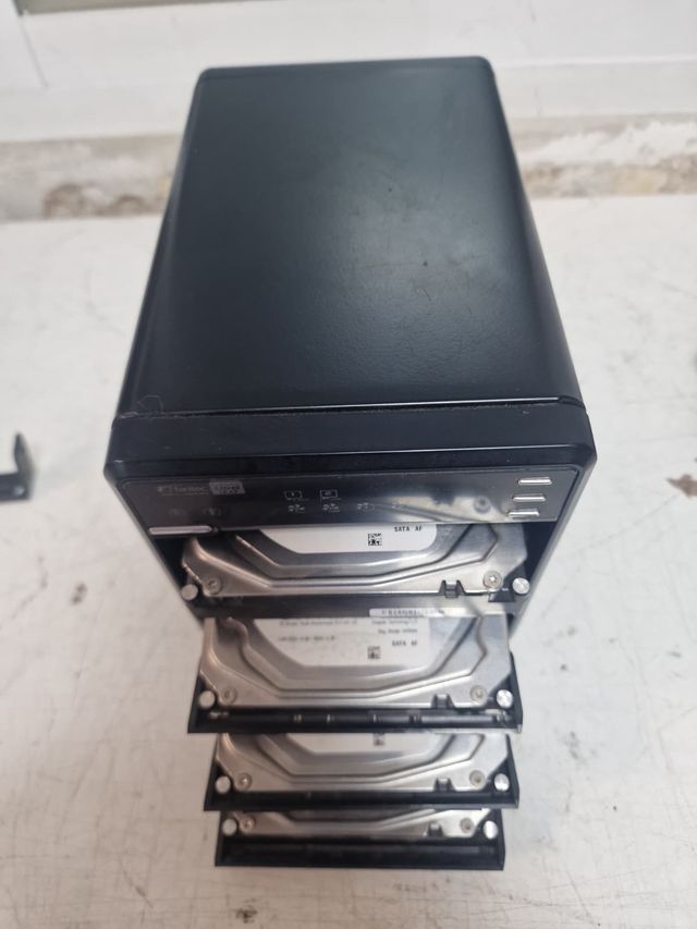 Contenitore HDD a 4 alloggiamenti Fantec QB-35US3-6G