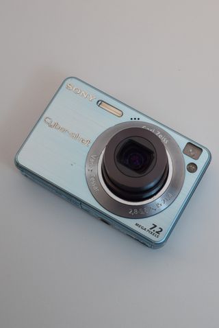 Cámara Sony Cyber-shot DSC-W120