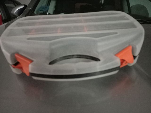 Caja de almacenamiento de plástico