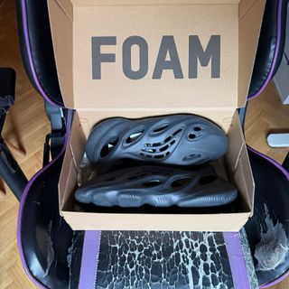 Yeezy Foam Runner Onyx