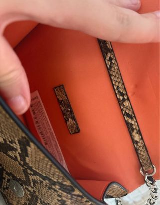 Bolso fiesta serpiente Pull&Bear