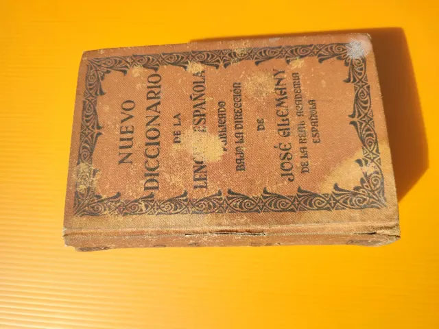 Nuevo Diccionario de la lengua española de 1940.