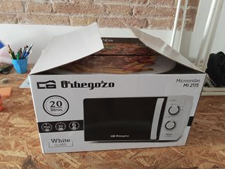 Microondas Orbegozo Blanco