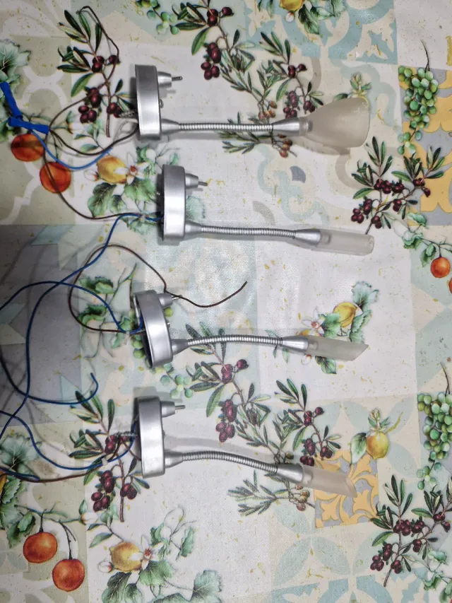 Lámparas flexibles plateadas