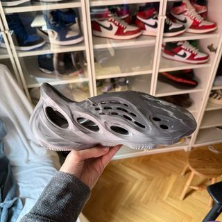 Yeezy Foam Runner MX Granite