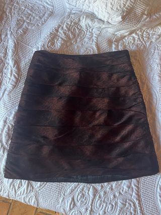 Falda corta elegante