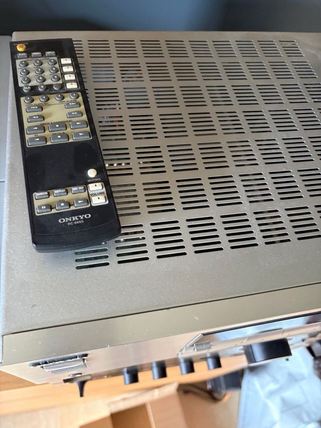 Receptor Onkyo TX-5222 Plata