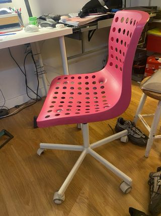 Silla de escritorio rosa