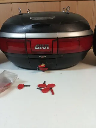 Maletas GIVI Negro/Rojo
