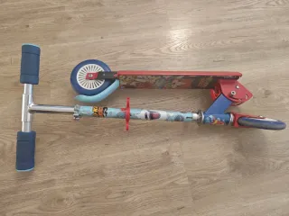 Patinete infantil con diseño Yokai Watch 