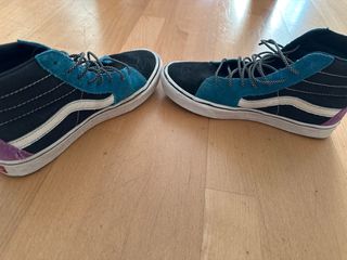 Zapatillas Vans SK8-Hi negras, azules y moradas