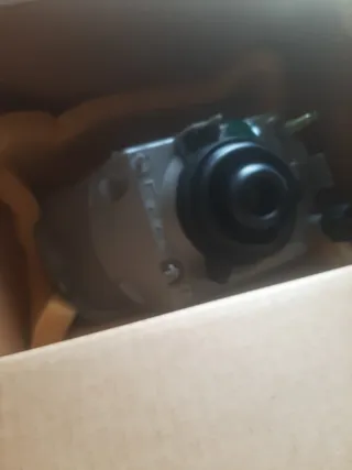 Faro Izquierdo Renault Express 2