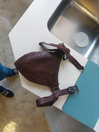 Riñonera de cuero auténtico