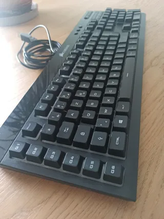 Teclado Corsair K55 RGB AZERTY (Francés)