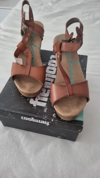 Sandalias Coolway tacón madera