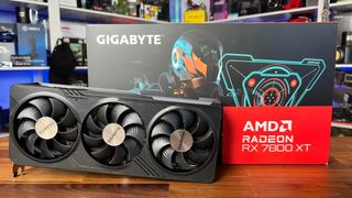 Gigabyte RX 7800 XT 16GB gráfica 