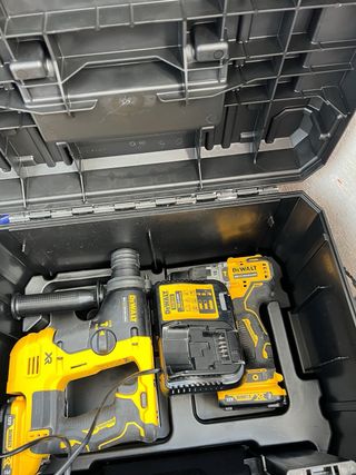 Caja DeWalt TSTAK DCK2102L2T