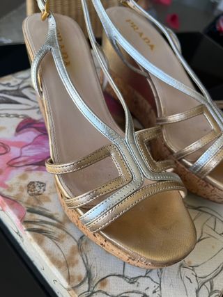 Tacones Prada Oro y Plata