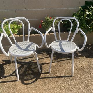 Juego de 2 sillas de forja blancas