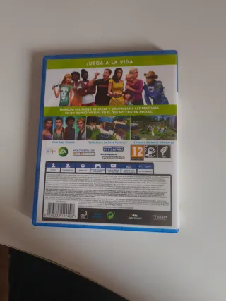 Los Sims 4 PS4