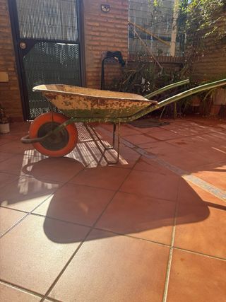 Carretilla de mano para jardín